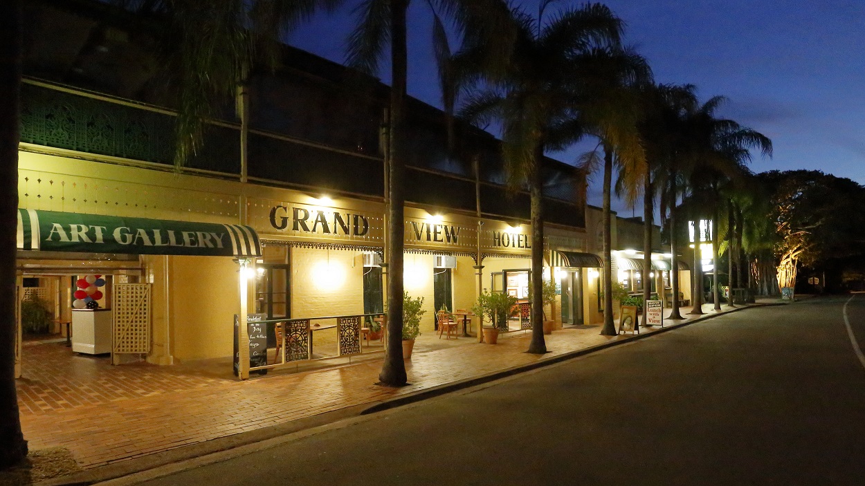 The heritage listed Grand View Hotel plays host to meetings of the newly formed Redlands branch of the National Trust